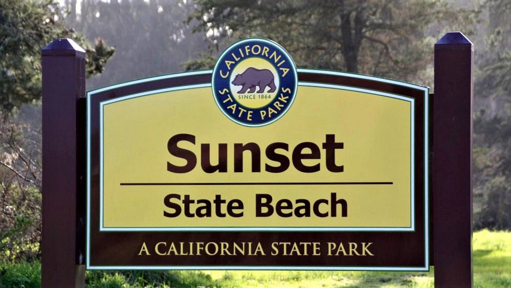 Sunset-Beach-sign.jpg